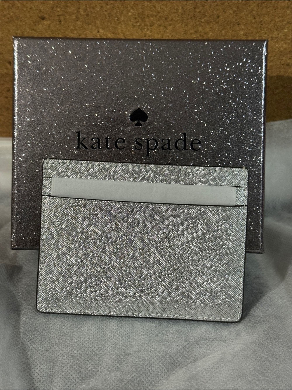 kate spade Silver Metallic Card Holder Wallet with gift box - Picture 5 of 9